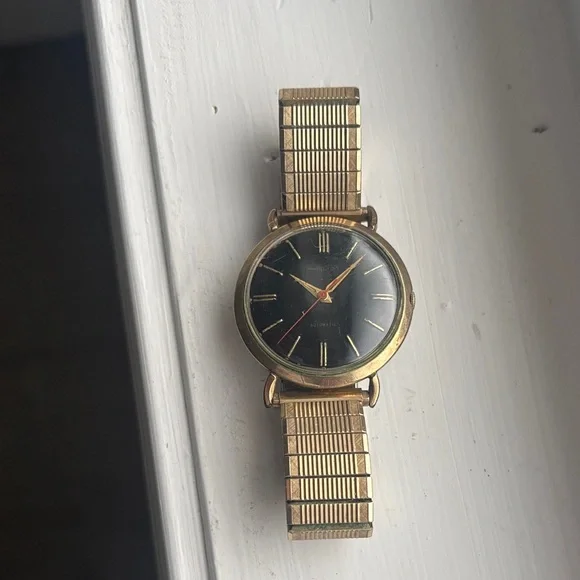 Vintage mens Hamilton Gold-Tone Watch with Black Dial - Picture 4 of 4